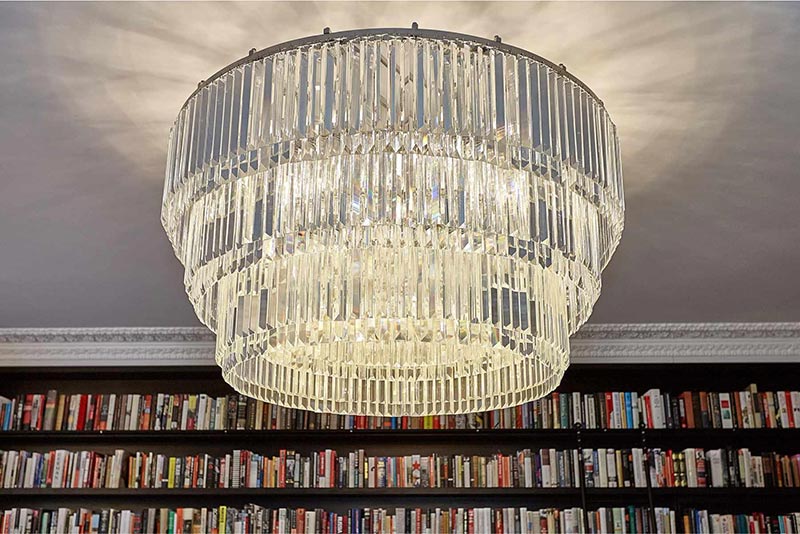 Baronessa Luxury Classic Chandelier