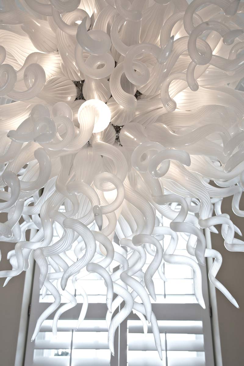 Luxury Artistic Chandelier Corale Bianco Stairwell Junior